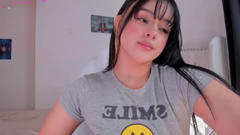 lexandra  online show from February 6, 2025, 7:02 am