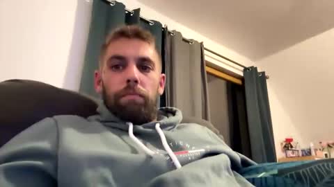 alexcana10 online show from September 28, 2025, 8:36 pm