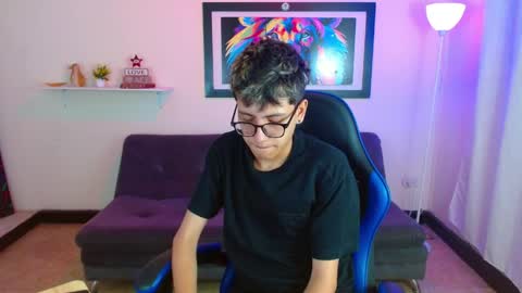 alex online show from May 20, 2026, 2:12 pm