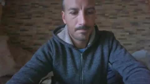 Snapshot of alexdelarge23 chatting on December 5, 2025, 10:57 am alexdelarge23 online show from December 5, 2025, 10:57 am