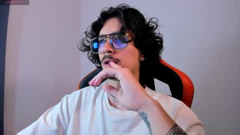 alexfloreszzz online show from April 23, 2026, 3:14 pm