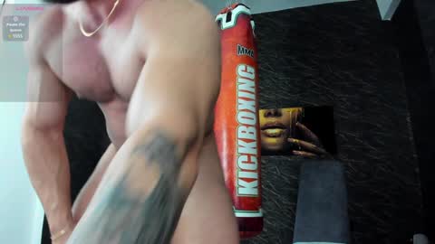 alexmusclegod online show from December 13, 2024, 9:09 pm