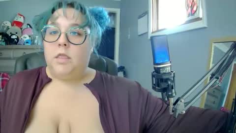 alexi_fae online show from January 5, 2026, 7:39 pm