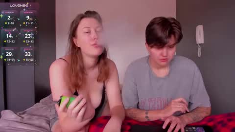 Alexia online show from October 1, 2025, 4:02 pm