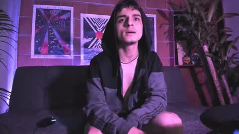 Alexi Jacobs online show from October 18, 2025, 4:04 am