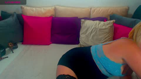 Alexine McQueen online show from April 20, 2026, 3:48 pm