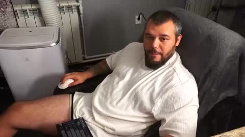 Alex online show from September 12, 2025, 9:37 pm