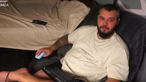 Alex online show from November 15, 2025, 10:04 pm