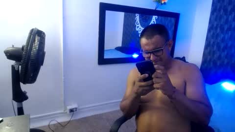 Snapshot of alexis__123 chatting on September 22, 2025, 9:28 pm Alexis online show from September 22, 2025, 9:28 pm