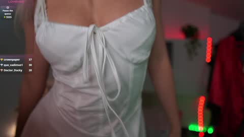 Alexis Texas online show from December 14, 2024, 2:31 pm