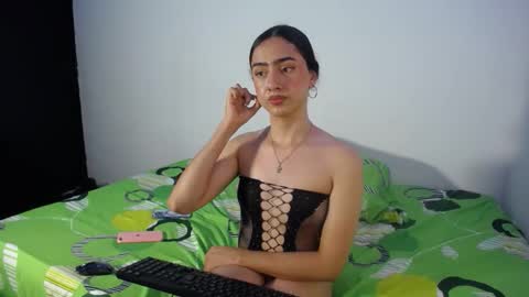 -- ALEXIS -- online show from February 20, 2026, 6:26 am