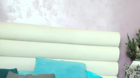 Alexis online show from May 27, 2026, 4:09 am