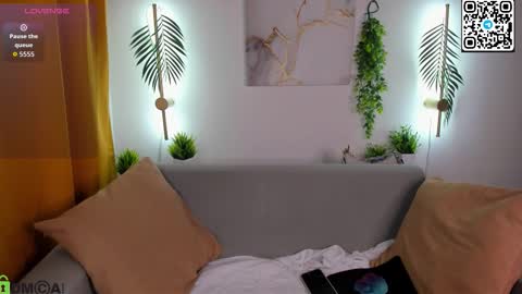 Snapshot of alexisl0ve chatting on November 14, 2025, 4:38 pm Alexis Mon Tue Wed Thu Fri 7 GMT 0100am-0700am online show from November 14, 2025, 4:38 pm