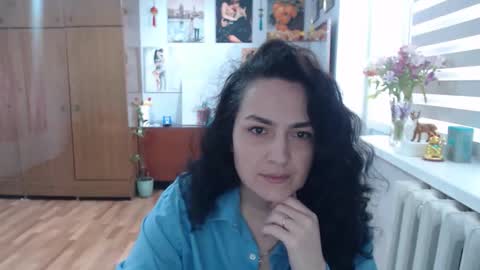Snapshot of alexismillers chatting on April 23, 2026, 10:25 am AlexisMillers online show from April 23, 2026, 10:25 am