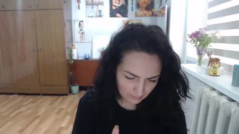Snapshot of alexismillers chatting on April 25, 2026, 1:41 pm AlexisMillers online show from April 25, 2026, 1:41 pm