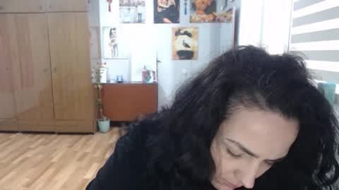 Snapshot of alexismillers chatting on May 1, 2026, 7:46 am AlexisMillers online show from May 1, 2026, 7:46 am