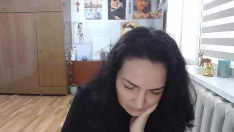 Snapshot of alexismillers chatting on May 3, 2026, 8:31 am AlexisMillers online show from May 3, 2026, 8:31 am