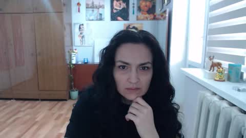 Snapshot of alexismillers chatting on May 8, 2026, 10:31 am AlexisMillers online show from May 8, 2026, 10:31 am
