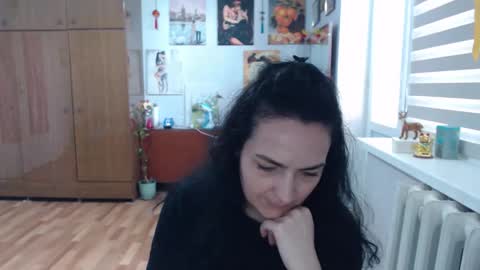 Snapshot of alexismillers chatting on May 25, 2026, 9:04 am AlexisMillers online show from May 25, 2026, 9:04 am