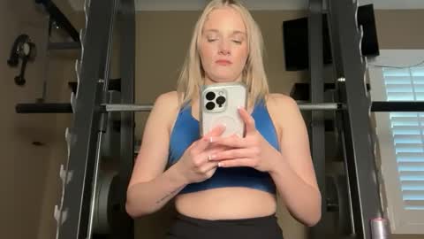 alexispaige06 online show from November 25, 2025, 11:38 pm