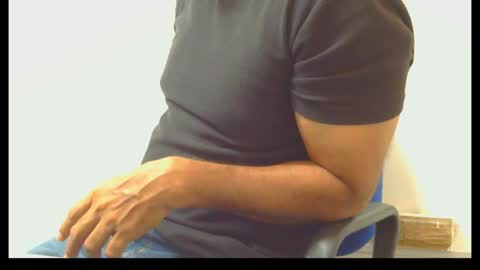 alexkerala84 online show from May 12, 2026, 12:13 pm