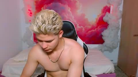 Snapshot of alexpierss chatting on November 25, 2025, 7:14 pm Alex online show from November 25, 2025, 7:14 pm