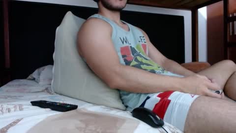 Snapshot of alexsb1998 chatting on February 12, 2025, 6:51 am alexsb1998 online show from February 12, 2025, 6:51 am