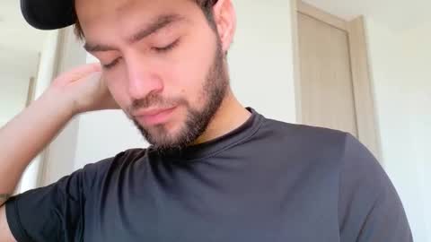 Snapshot of alextwunkk chatting on February 14, 2026, 4:48 pm Alex online show from February 14, 2026, 4:48 pm