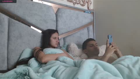 Snapshot of alexvsluisa chatting on January 17, 2025, 2:18 pm alex y luisa online show from January 17, 2025, 2:18 pm