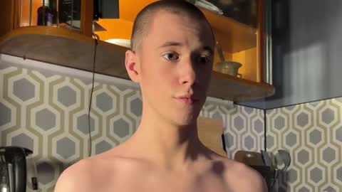 Snapshot of alexwos chatting on December 16, 2024, 12:26 am Alex online show from December 16, 2024, 12:26 am