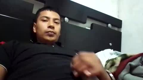 Snapshot of alexx669 chatting on October 15, 2025, 6:41 pm alexx669 online show from October 15, 2025, 6:41 pm