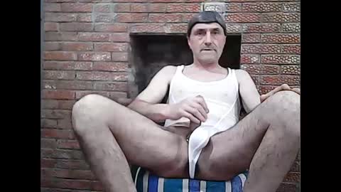 Alexandr online show from November 21, 2025, 3:38 am