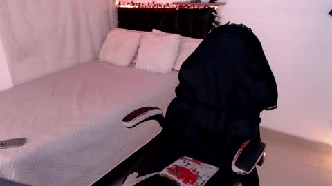 alexx_lang online show from June 5, 2026, 1:56 am