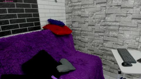 Alexxa Marquez online show from April 7, 2026, 8:31 pm