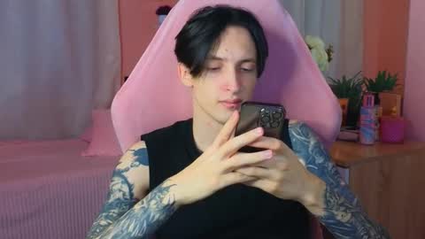 Alex online show from October 2, 2025, 12:12 pm