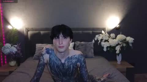 Snapshot of alexxone_ chatting on June 24, 2026, 8:13 am Alex online show from June 24, 2026, 8:13 am