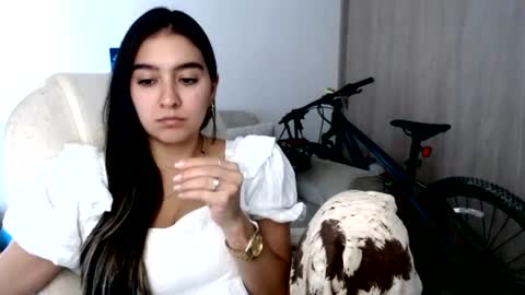alexyferrer1 online show from June 16, 2026, 9:50 pm