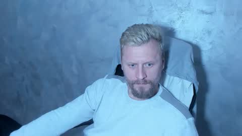 alexyno2022 ONLYFANS online show from January 11, 2026, 3:17 pm