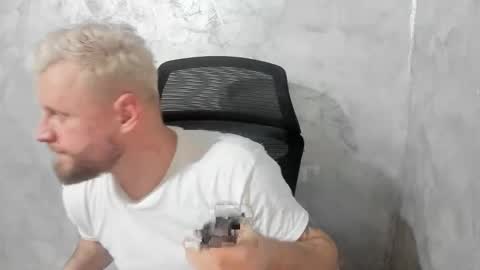 alexyno2022 ONLYFANS online show from February 8, 2026, 11:41 pm