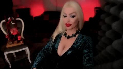AlfaFemale online show from December 24, 2024, 10:44 am
