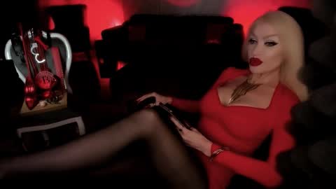 AlfaFemale online show from October 11, 2025, 7:18 am