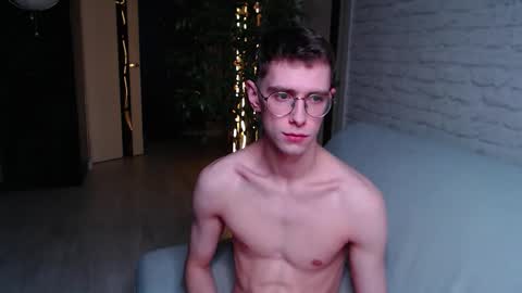 Alfie online show from October 22, 2025, 4:40 pm