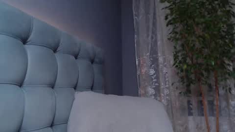 Alfie online show from December 15, 2025, 8:02 pm