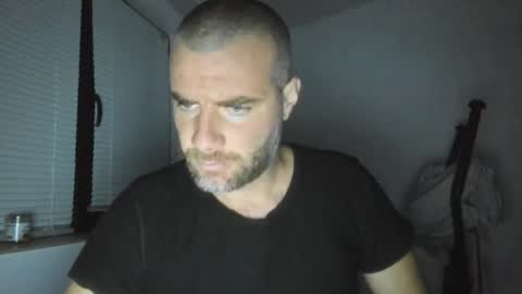 alfiesolomons87 online show from October 20, 2025, 3:29 am