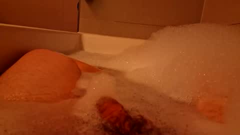 alfred2349 online show from November 25, 2025, 4:40 pm