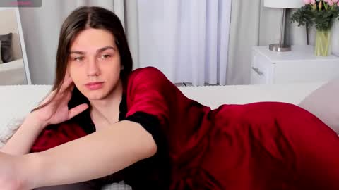 Alfreda online show from November 5, 2025, 10:37 am