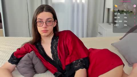 Alfreda online show from March 26, 2026, 10:32 am