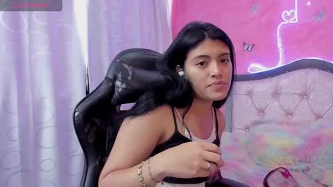 Carolina Join The Fan Club  online show from January 17, 2025, 3:00 pm