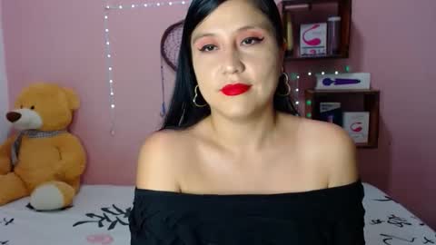 alixia online show from September 18, 2025, 9:50 pm