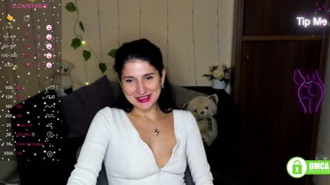 Snapshot of alianna_solo_kiss chatting on January 29, 2025, 9:44 am Alianna online show from January 29, 2025, 9:44 am